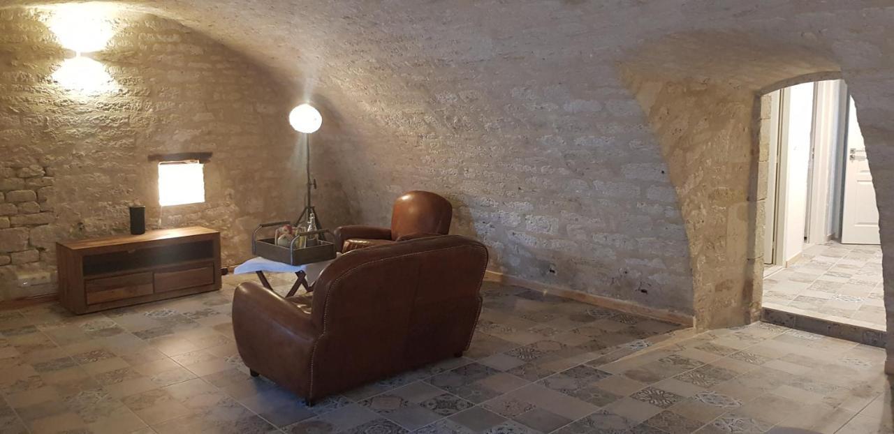 Bed and Breakfast La Cour Saint Louis Castelnau-Montratier Exterior foto