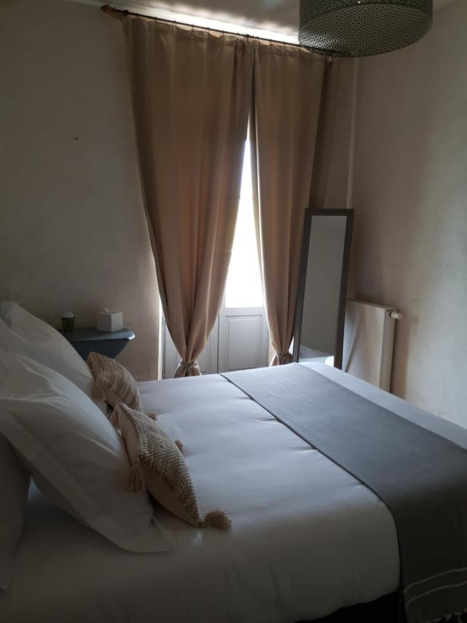 Bed and Breakfast La Cour Saint Louis Castelnau-Montratier Exterior foto